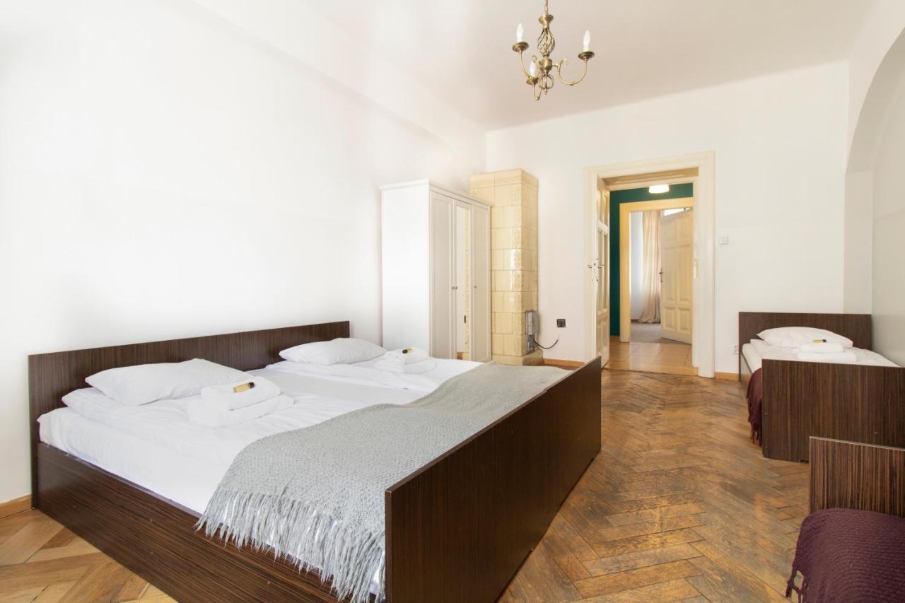 Spacious Apartments Zyblikiewicza Street Krakow Exterior photo