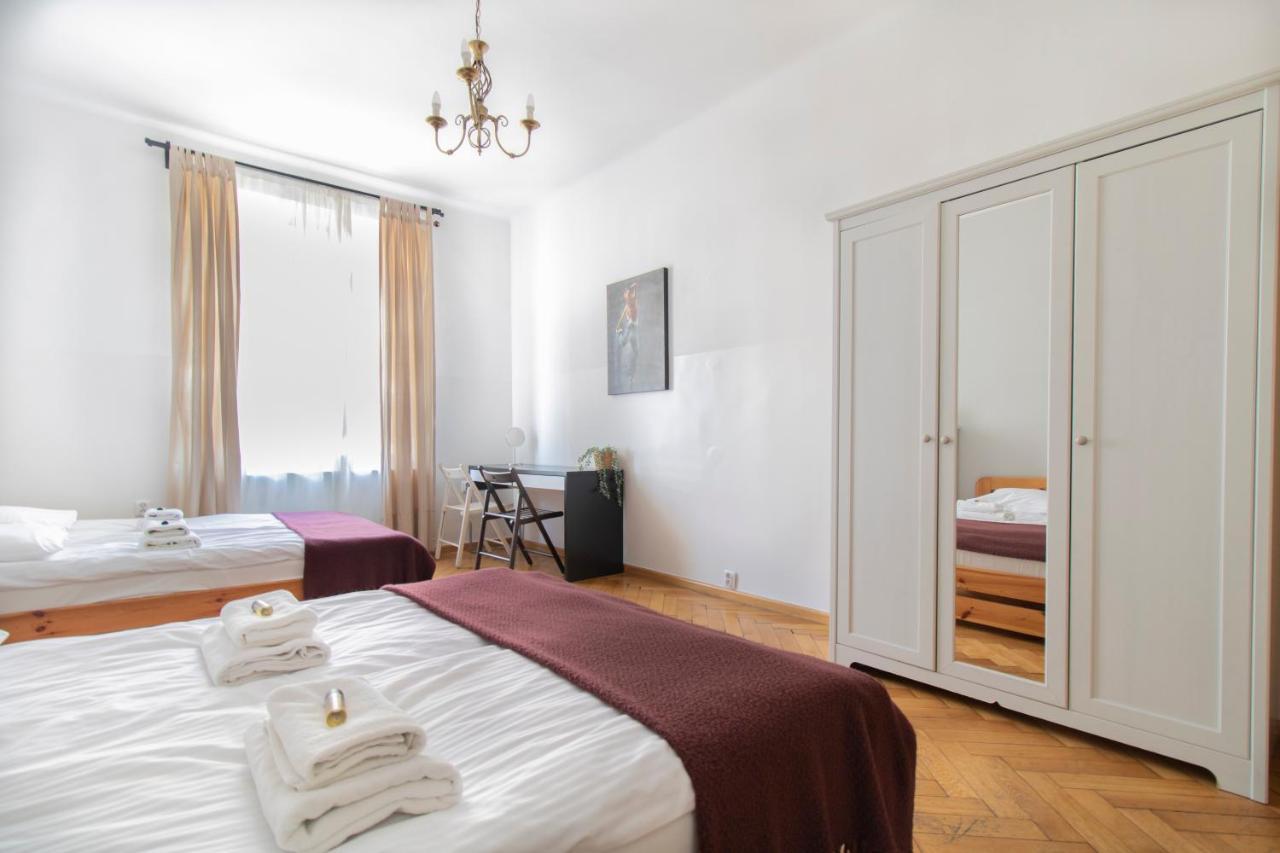 Spacious Apartments Zyblikiewicza Street Krakow Exterior photo