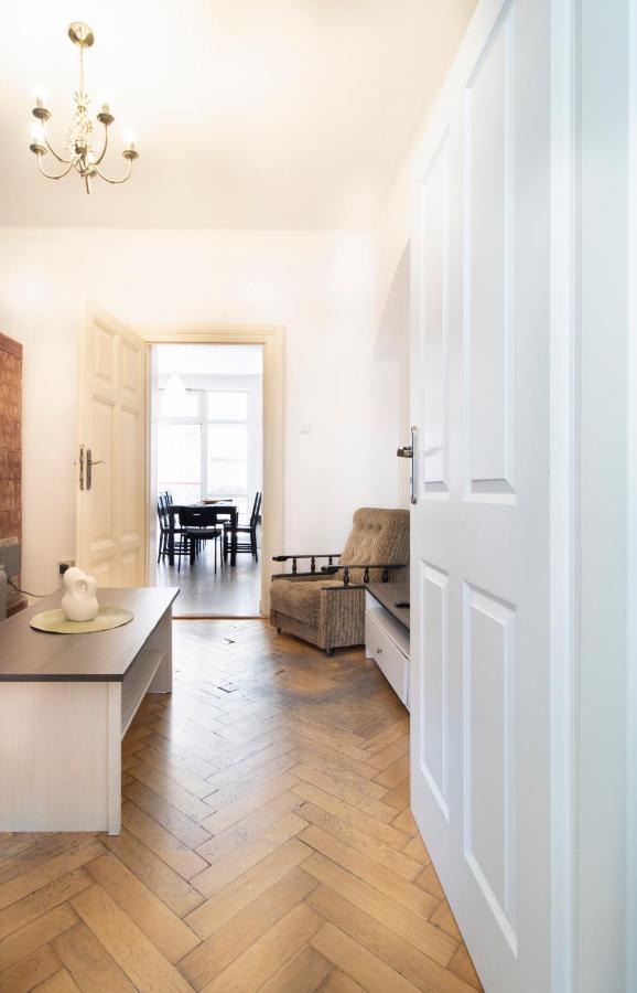 Spacious Apartments Zyblikiewicza Street Krakow Exterior photo